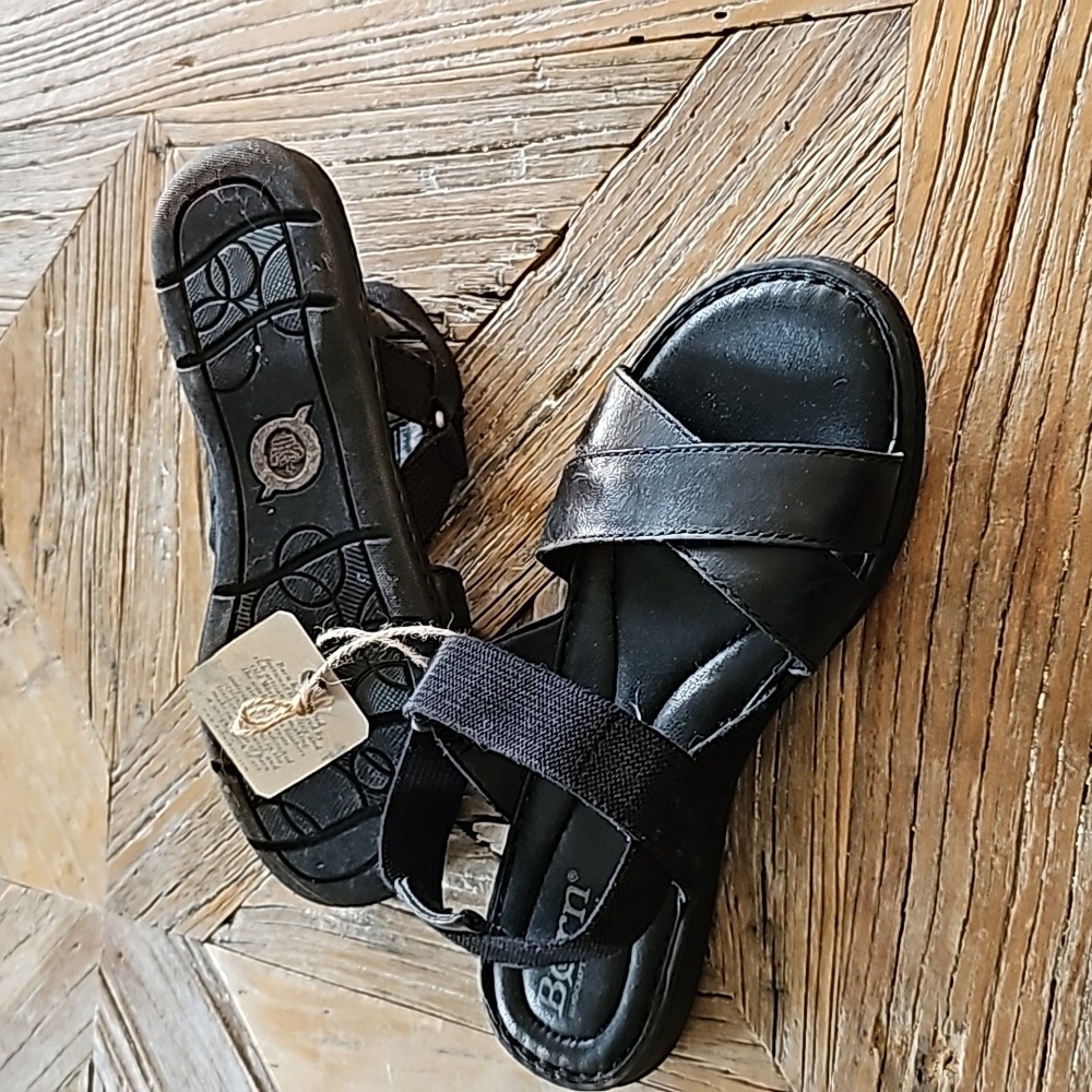 New BØRN black leather sandals, 6
